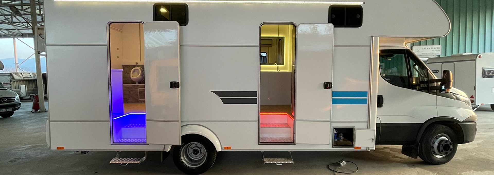 SALY Tuvalet Motokaravan 13
